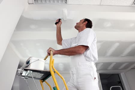 When To Hire A Professional For Sheetrock Repair